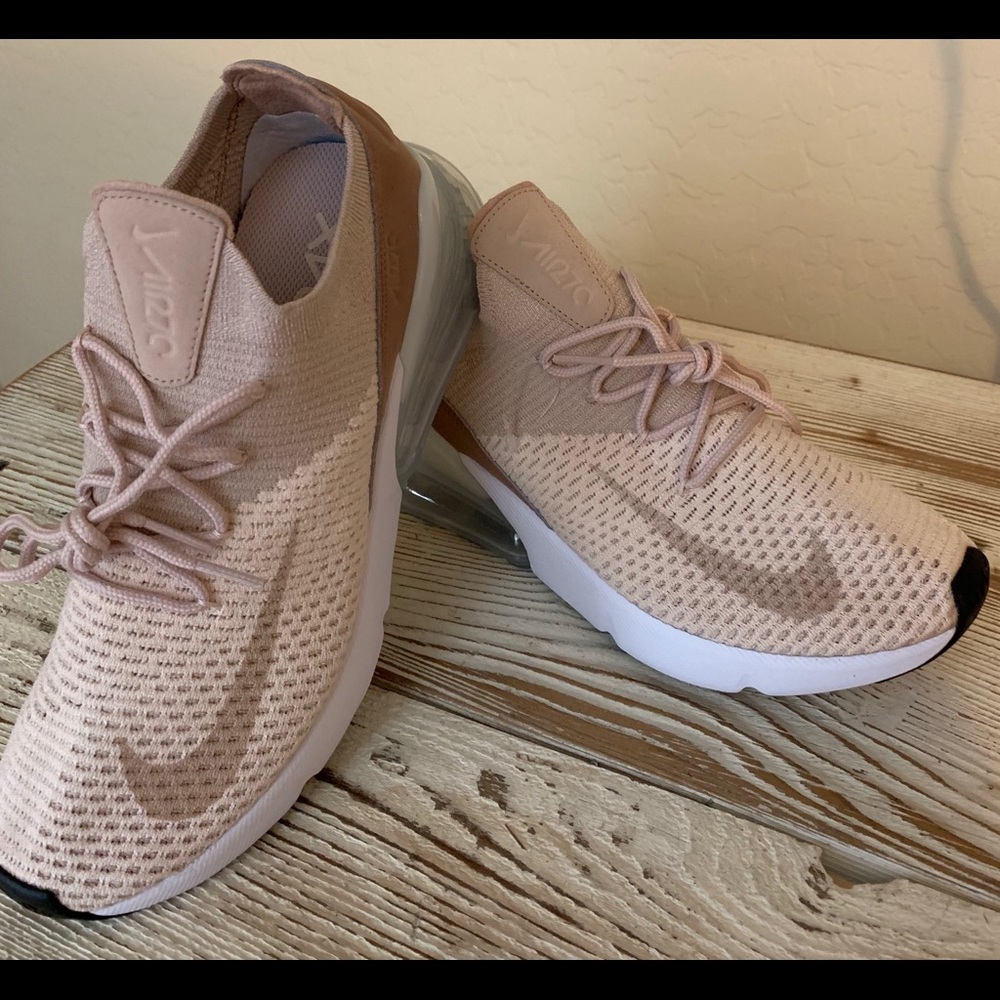 Nike Air Max 270 Flyknit Guava Ice